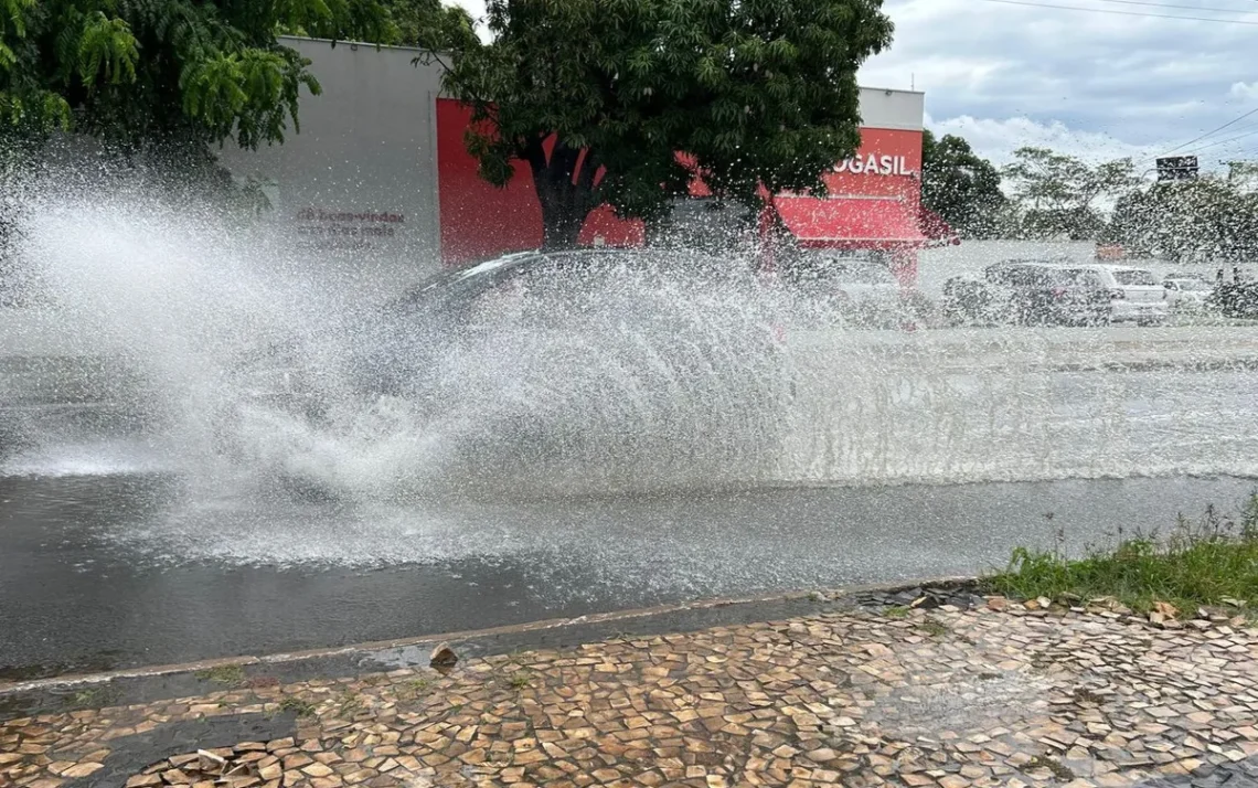 chuvas fortes, precipitação intensa