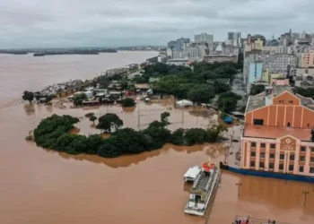 precipitações, tempestade;