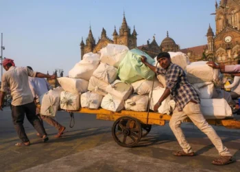 migrantes internos do país;