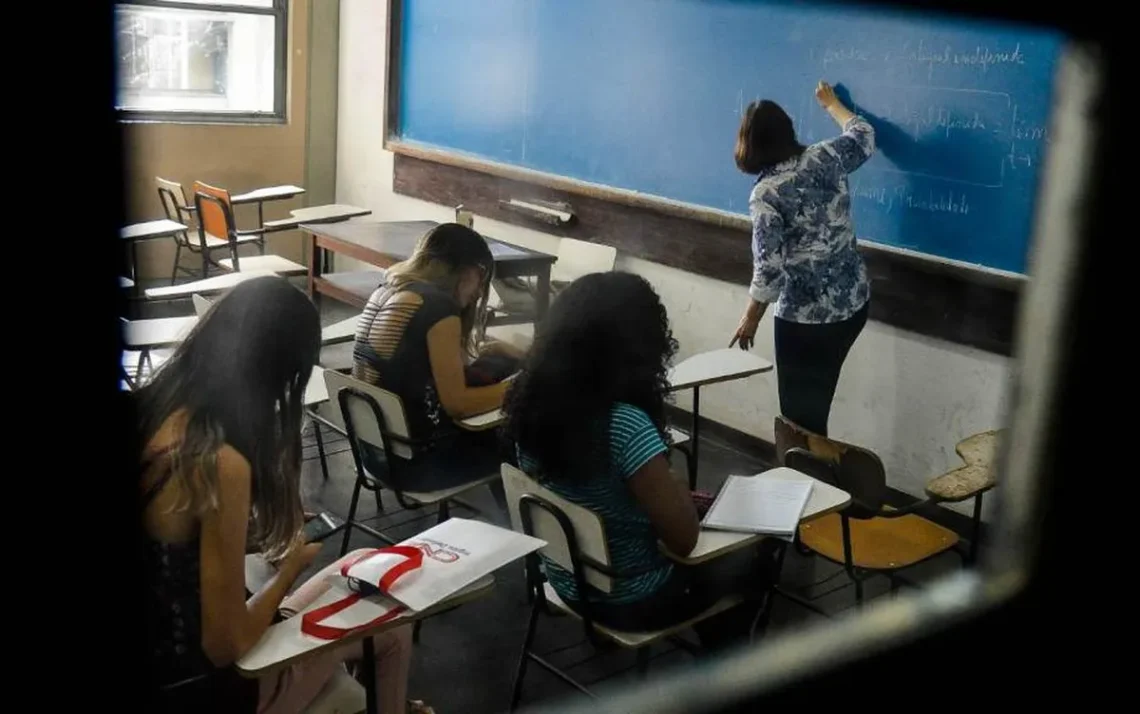 Educação Secundária, Segundo Grau;